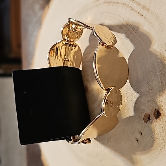 LYDELL NEW YORK BRACELET GOLD TONE - Picture 3 of 5